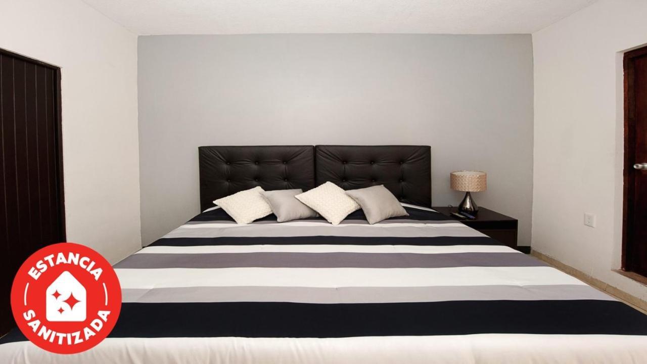 Econosuites Monterrey Luaran gambar
